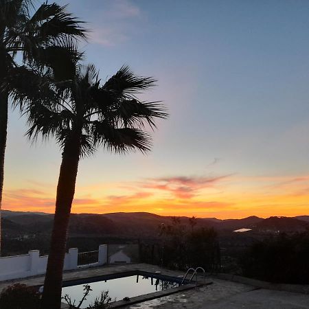 Las Palmeras - Ein Stueck Vom Paradies - Behagliches Haus Mit Pool Algodonales Buitenkant foto